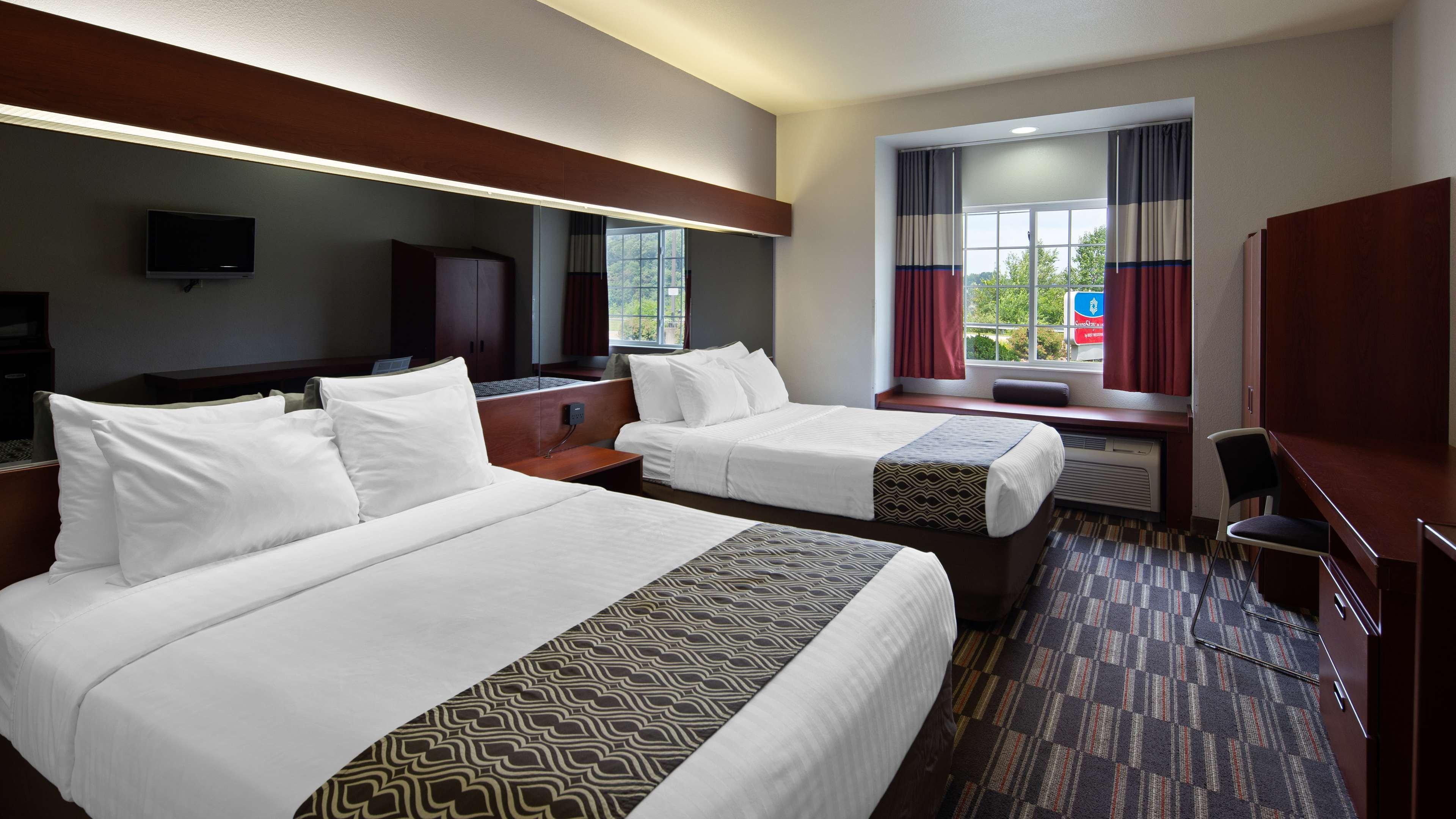ชัวร์สเตย์ พลัส โฮเทล บาย เบสต์ เวสเทิร์น มอร์แกนทาวน์ Hotel ภายนอก รูปภาพ